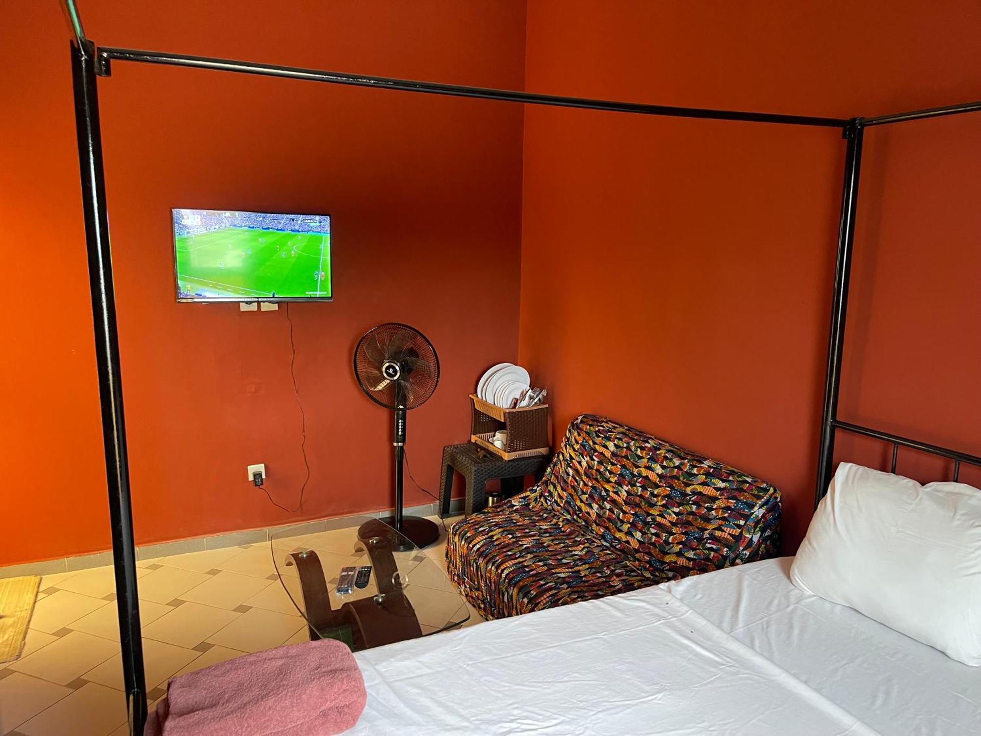 Keur Karim Sarr Chambre D Hotes Apartment M'Bour Luaran gambar